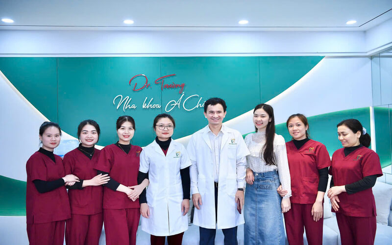 Đội ngũ bác sĩ ở nha khoa Á Châu